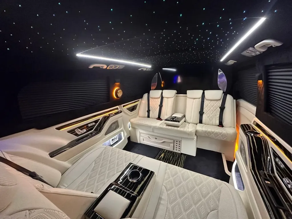 Premium Van